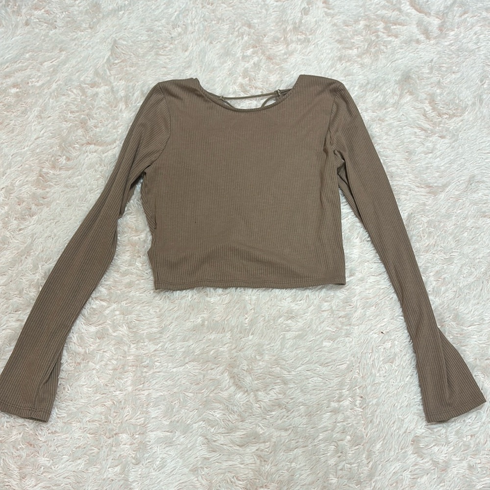 Cropped long sleeve dress shirt